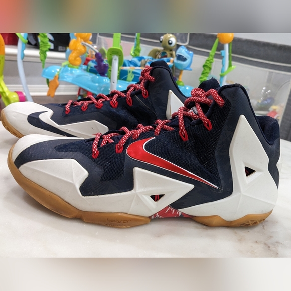 Nike Lebron XI Independence Day July 4th - Picture 3 of 8